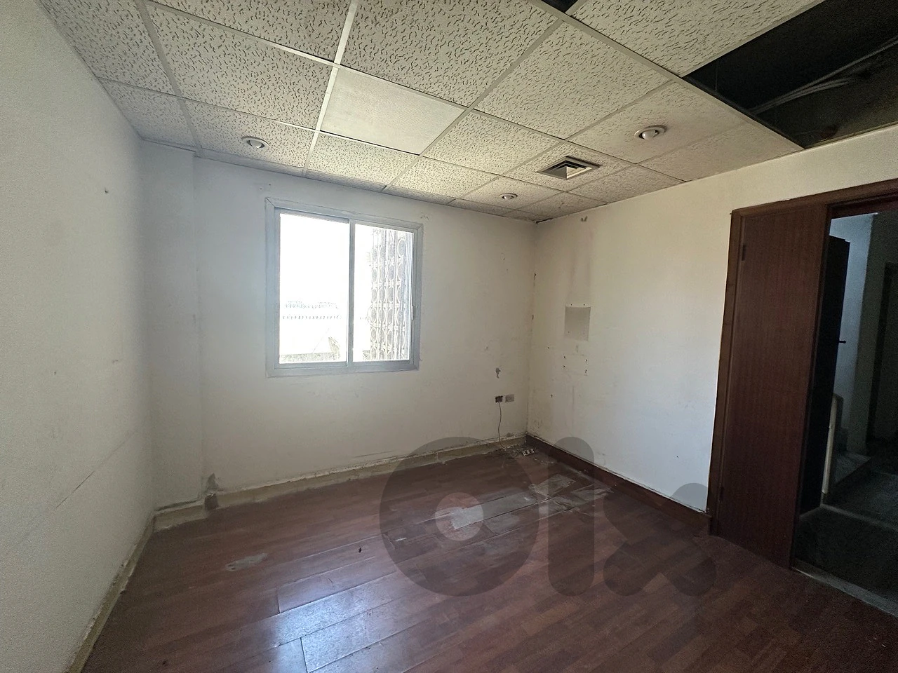 60m 3Rooms Office Commercial Sale Hamra Abdel Aziz Moustach Beirut thumbnail 5