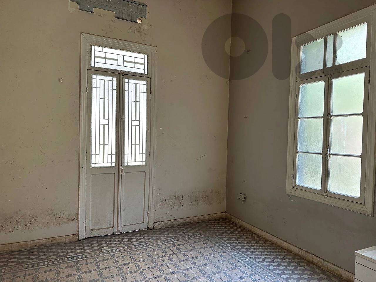 350m GRound Floor Lebanese Vintage Commercial Badaro Beirut thumbnail 7
