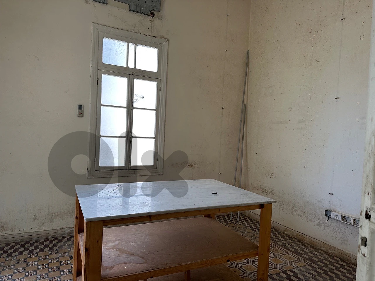 350m GRound Floor Lebanese Vintage Commercial Badaro Beirut thumbnail 9