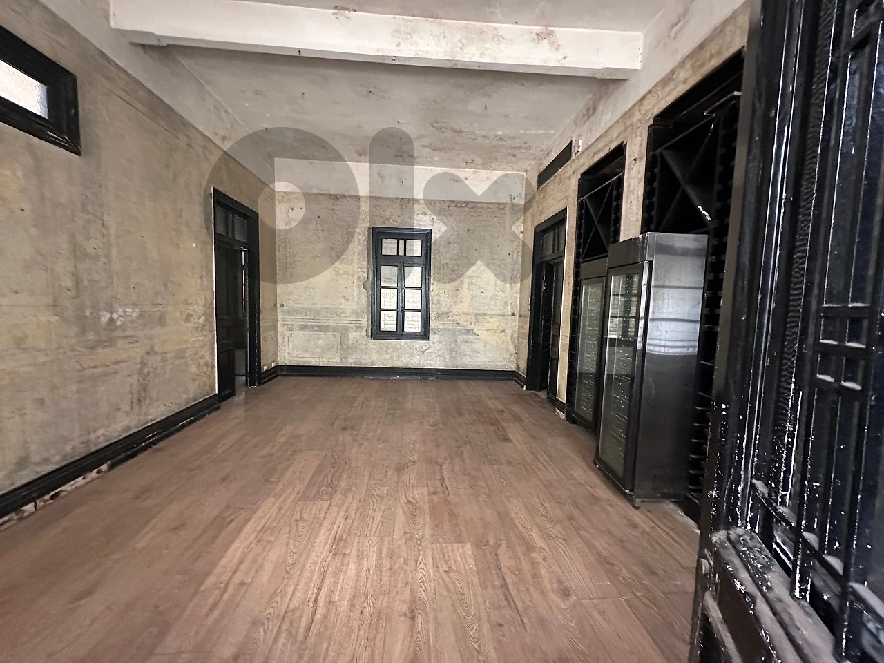 350m GRound Floor Lebanese Vintage Commercial Badaro Beirut thumbnail 10