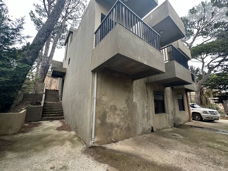 Two floors Villa 200m size on 600m land Mar Mousa Duwwar Metn thumbnail 5