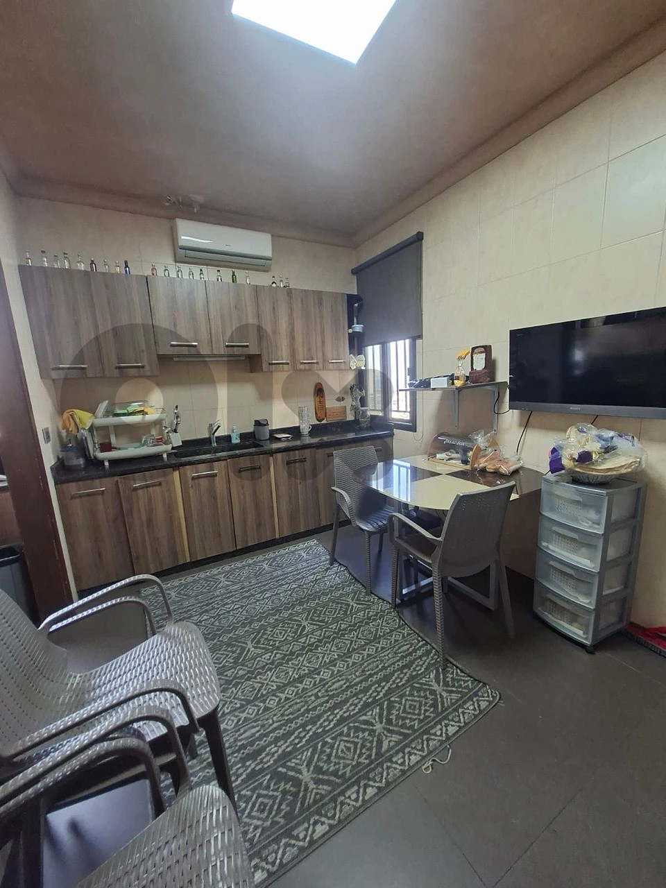 Modern Building 135m 2Bedroom+Parking Antelias Metn close to Demcotwr thumbnail 5