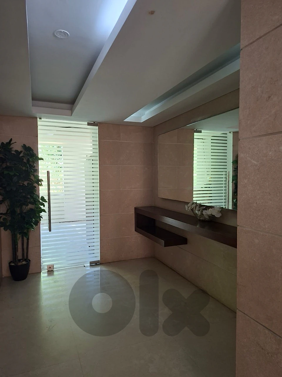 Modern Building 135m 2Bedroom+Parking Antelias Metn close to Demcotwr thumbnail 7