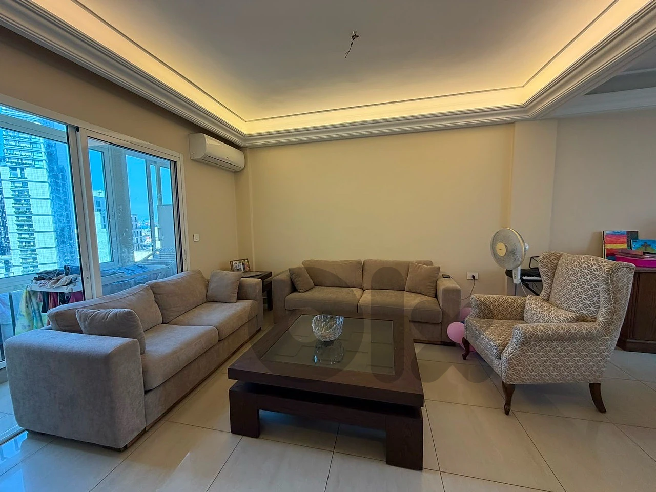 125m 2Bedroom+ Shared Parking Achrafieh Geitawi Hospital Beirut thumbnail 3