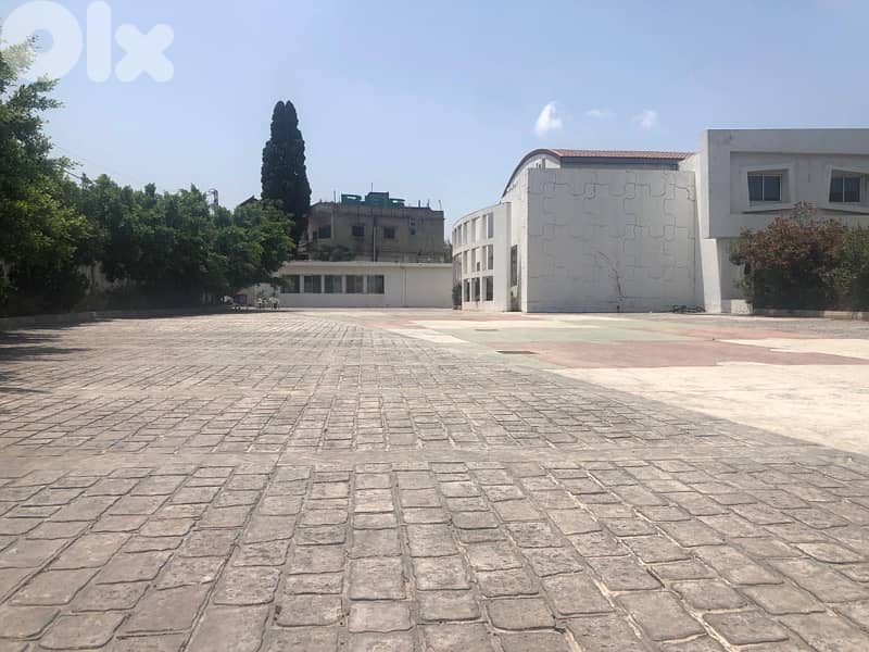Building Complex Residential/Commercial+ 8300m Land Hazmieh Baabda thumbnail 5