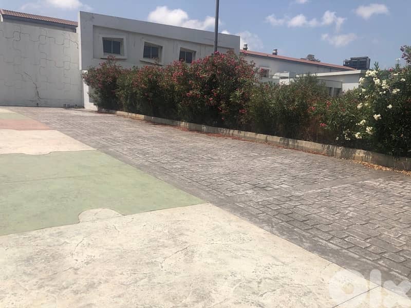 Building Complex Residential/Commercial+ 8300m Land Hazmieh Baabda thumbnail 13