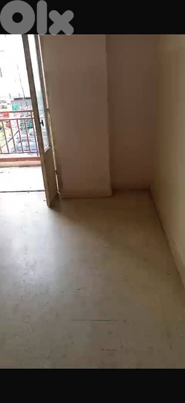 1st Floor 140m 6Rooms Commercial Dora Roundabout Prime Beirut thumbnail 5