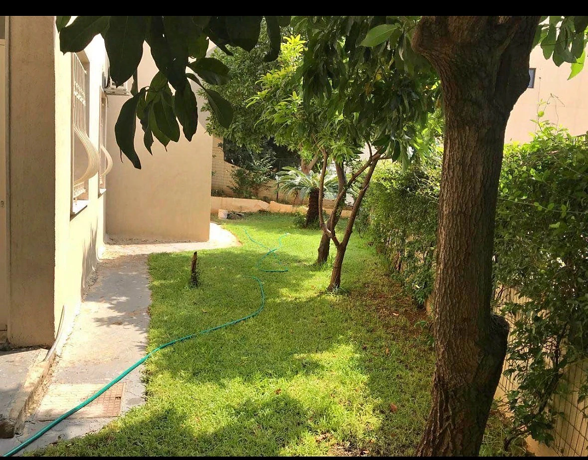 160m 3Bedrooms + 200m Terrace/Garden+ Parking Dbayeh Le Mall Metn thumbnail 3
