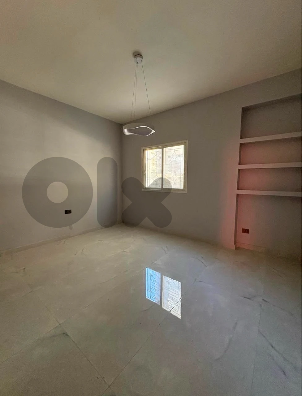 Ground floor 150m 3Bedroom+ Terrace 60m Achrafieh Chahroury Beirut. thumbnail 8