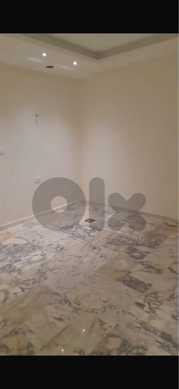 115m 4Rooms 1st floor commercial office showroom Cola Mazraa Beirut thumbnail 7