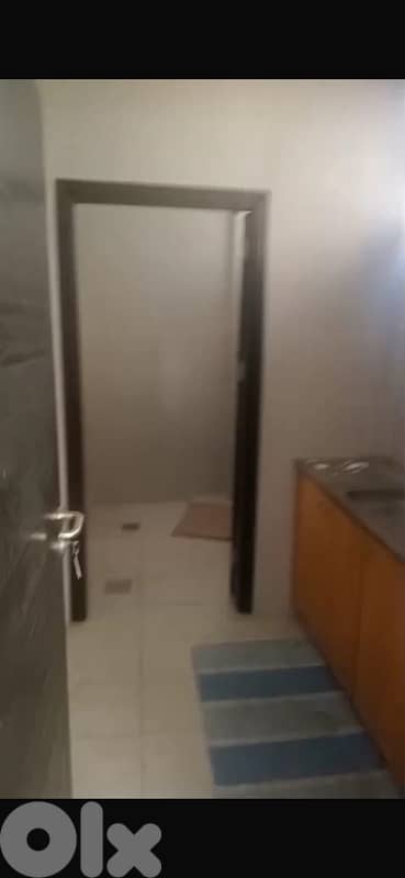 80m 3Rooms Office sale Hamra Makdessi strt Beirut thumbnail 7