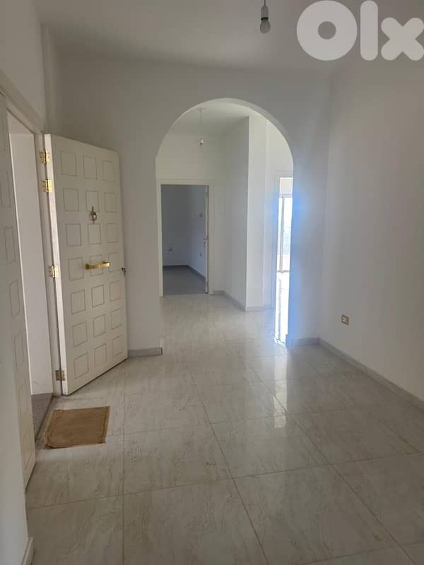 New building 3floors plus roof Badghan Above Bhamdoun below sawfar thumbnail 4