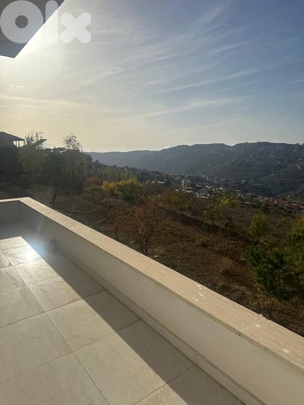 New building 3floors plus roof Badghan Above Bhamdoun below sawfar thumbnail 9