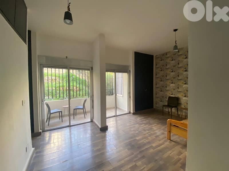 300m 4Bedrooms+Parking 1st floor Sale Jeita kesrwan thumbnail 5