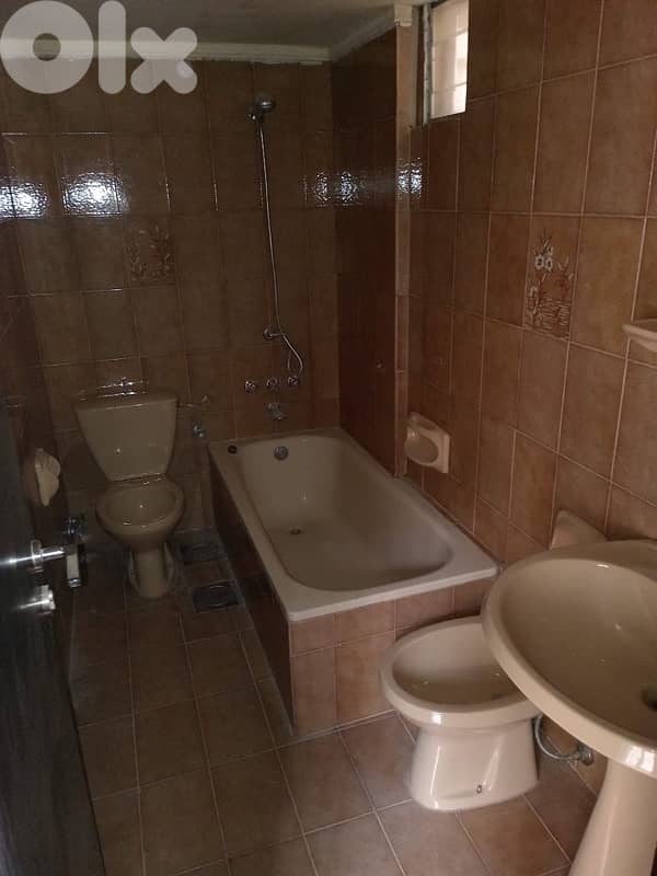 300m 4Bedrooms+Parking 1st floor Sale Jeita kesrwan thumbnail 10