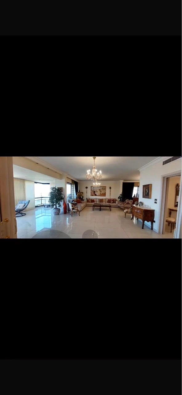 Seaview 400m 4Bedroom Manara Rawshe Beirut + Parking thumbnail 6