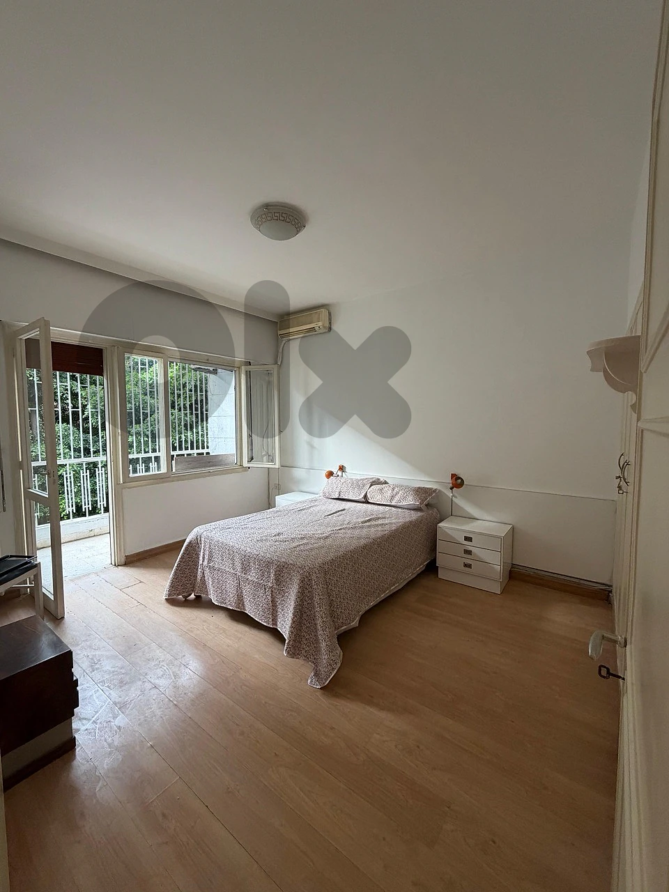 220m 3Bedroom+ Parking Furnished Horch Tabet Sin fil Beirut thumbnail 15