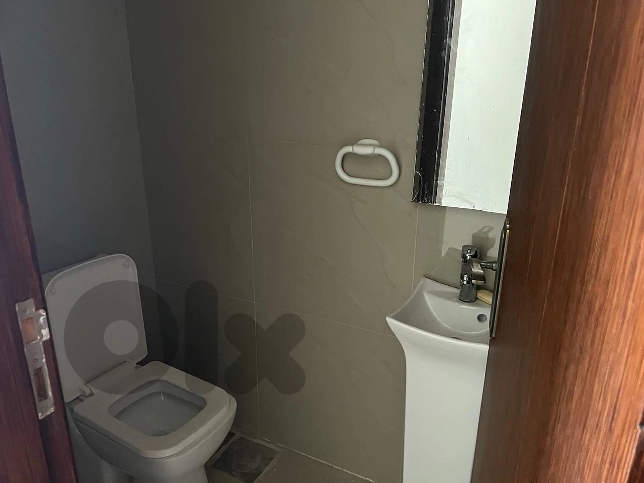New Building 150m 3Bedroom+ Parking Bhamdoun Village Day3a Abo Gaby thumbnail 10