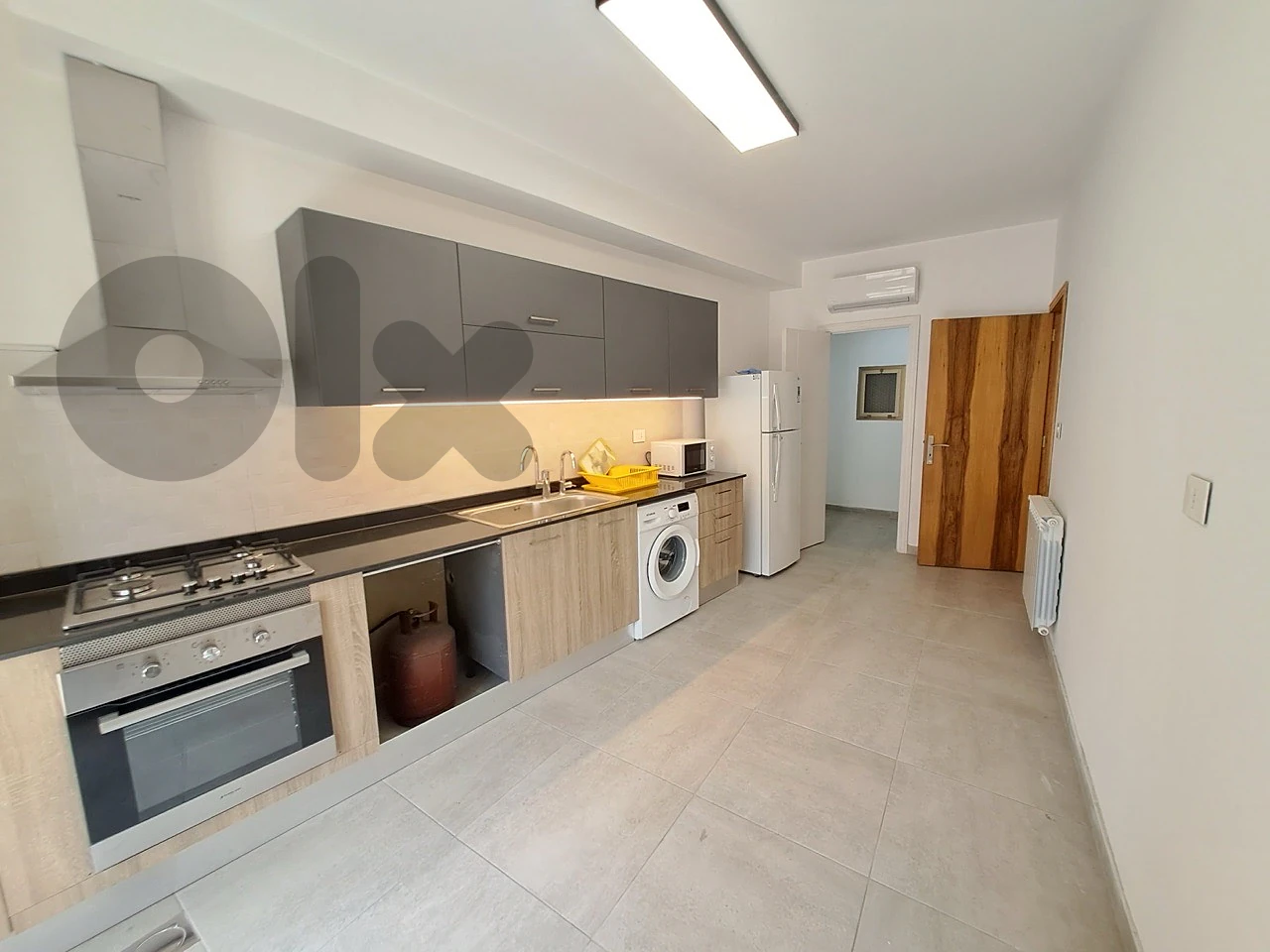 New Building 185m 3Bedrooms+ Parking Sale Gemmayze Le Chef Beirut thumbnail 3