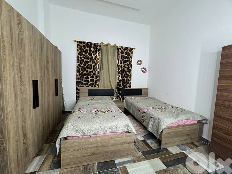 Ground floor 200m 3Bedroom+80m Terrace+Parking Mansourie Baladiye Metn thumbnail 4