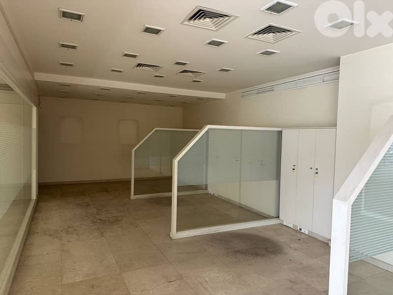 268m Commercial Space+8 Parkings Sale Mkalles MainRoad Metn thumbnail 3