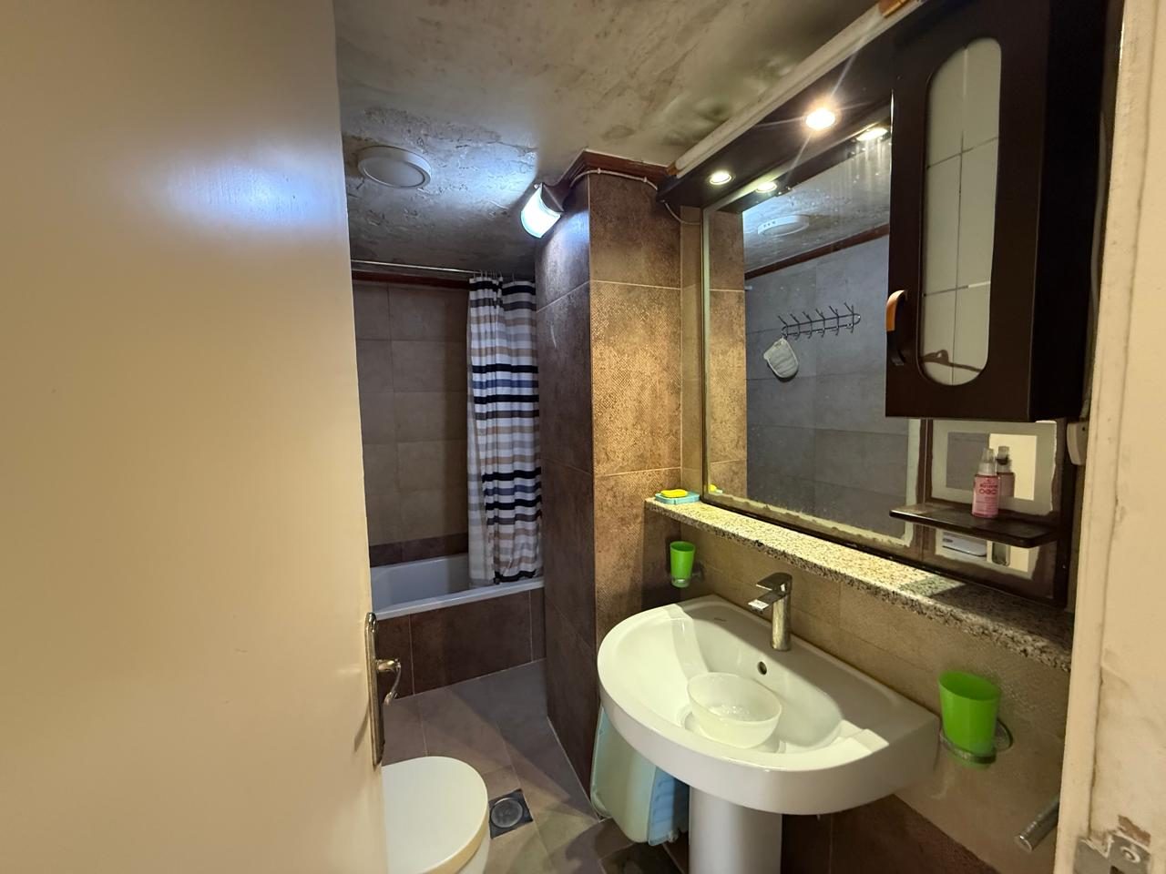 Apartment for Sale, Australia Street -Prime Location Rawche Sakieh Beirut. thumbnail 4