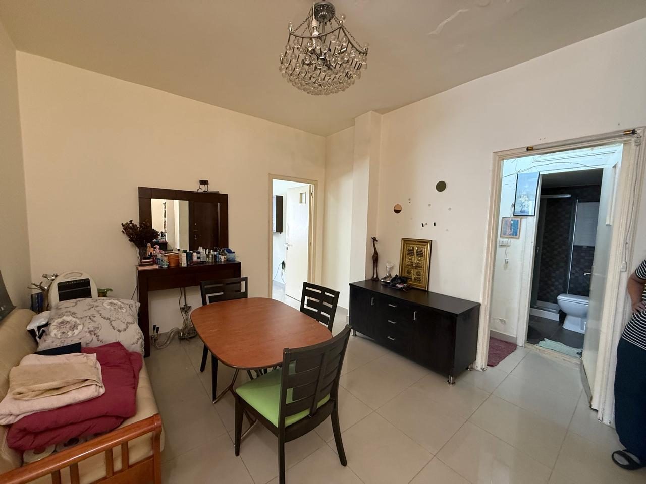Apartment for Sale, Australia Street -Prime Location Rawche Sakieh Beirut. thumbnail 6