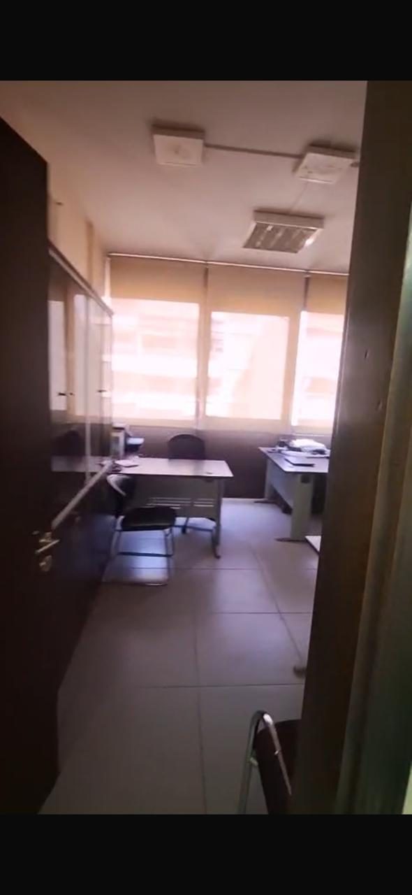 60m 3Rooms Office+Parking Sale Mazraa Fransabank Mar Elias Beirut thumbnail 3