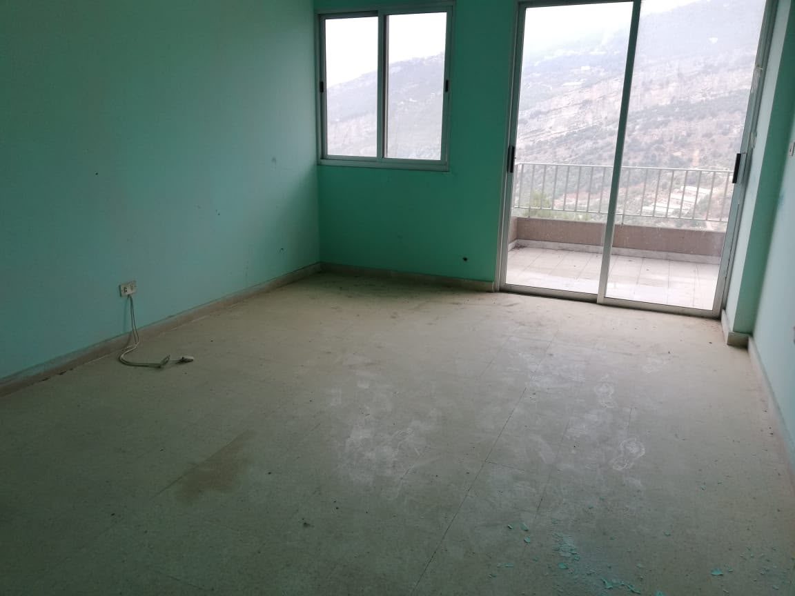 Ground floor 160 meters 3Bedroom Yahchouch Kesrwan thumbnail 5