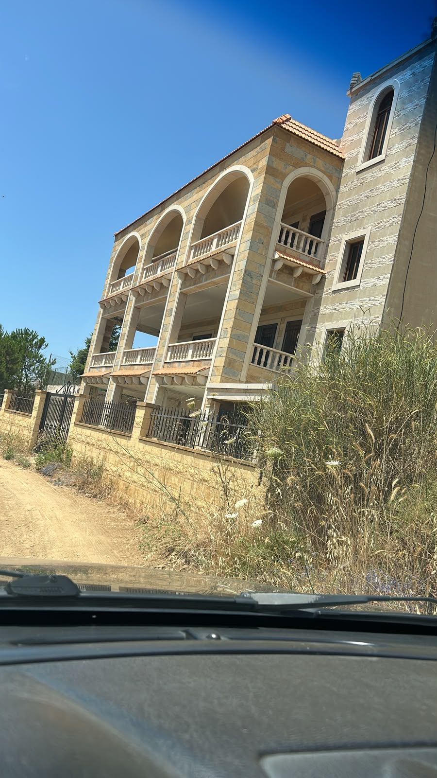 1000sqm Land For Sale in Bhamdoun thumbnail 2