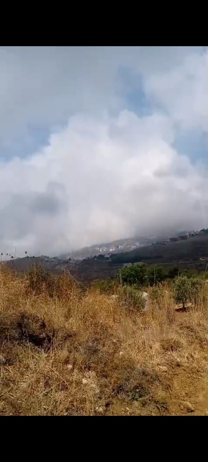 1700 SQM –Four floors residential building zone 30/90- Beautiful Open Mountain Views – Land for Sale in Bhamdoun-Two minutes from Abo Gaby Restaurant Bhamdoun village next to church down 200 meters. thumbnail 8