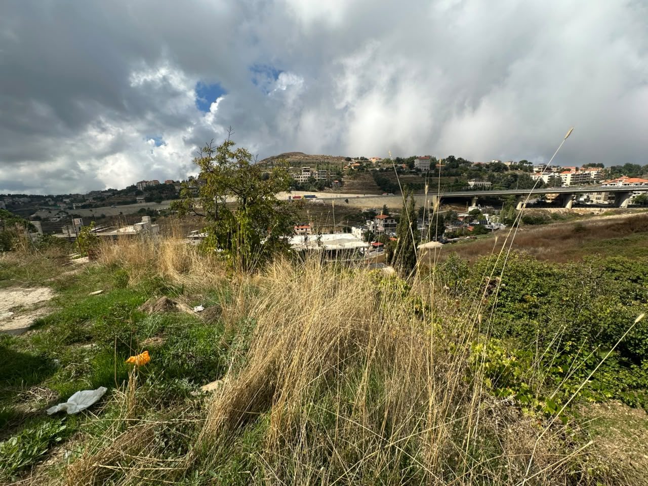 Two joined plots 250 meters Two floor house+150 meters Space on 2700 meters Land Sawfar vs Sharoon entrance thumbnail 3