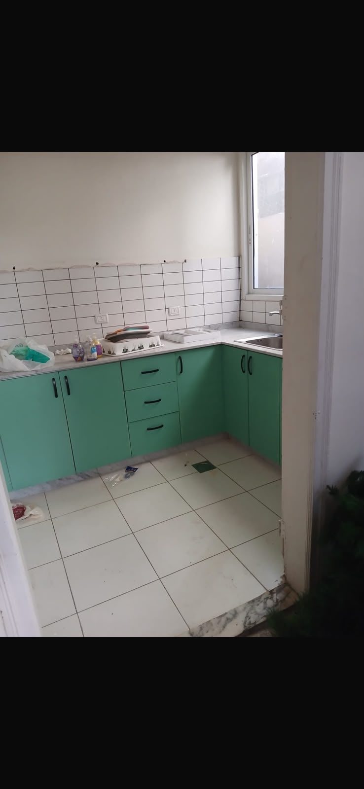 70m 2Bedroom High ceiling rent mar mkhayel mandaloun beirut Armenia street thumbnail 9