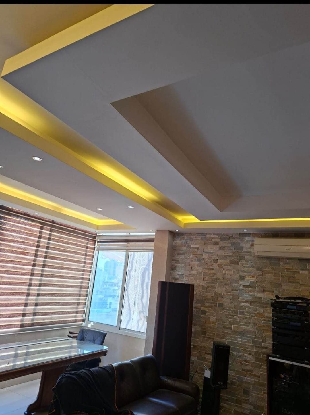 5th floor-200sqm-3bedrooms - No Elevator- Apartment for Sale in Achrafieh – Sassine down towards sayde thumbnail 6