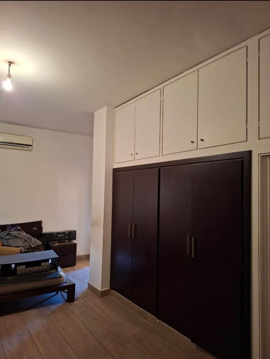 5th floor-200sqm-3bedrooms - No Elevator- Apartment for Sale in Achrafieh – Sassine down towards sayde thumbnail 7