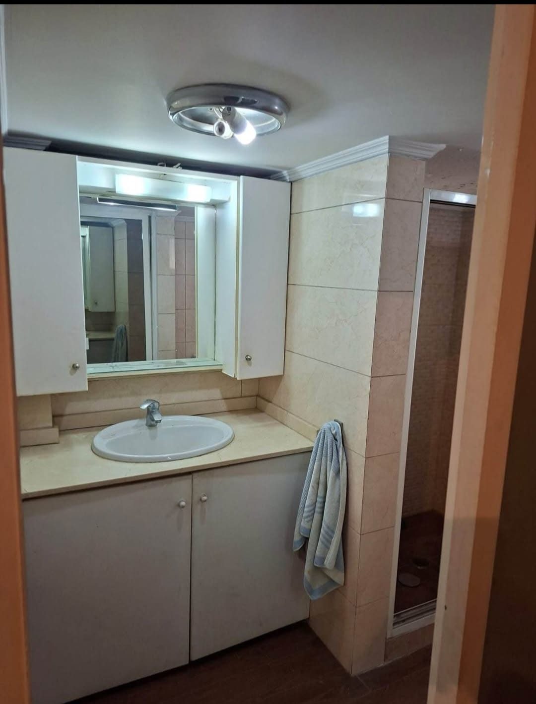 5th floor-200sqm-3bedrooms - No Elevator- Apartment for Sale in Achrafieh – Sassine down towards sayde thumbnail 8